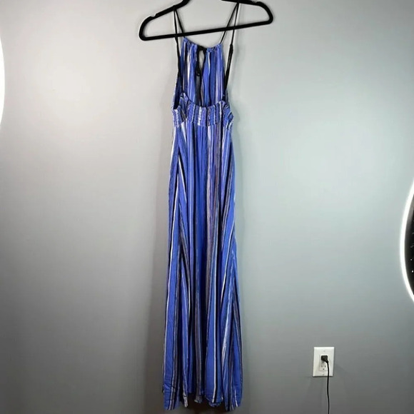 BAND OF GYPSIES Maxi Dress Blue Stripe Plisse Tied Deep V Smock Bohemian M - Picture 5 of 10